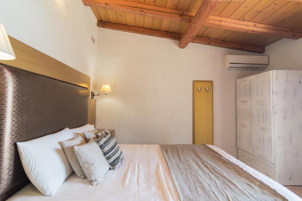 Villa Theodora View Apartments Polimnia Agios Georgios Pagon Exteriör bild